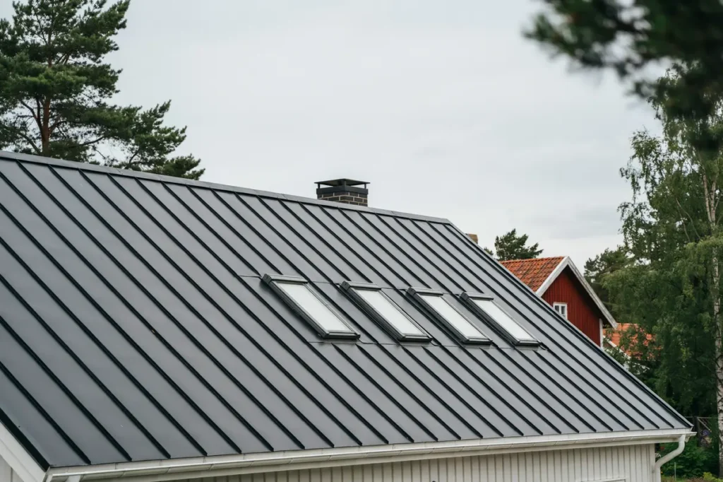 byte av takf nster och t tning av yttertak i billdal hov s
